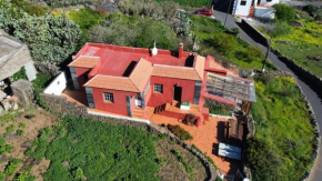 Casa rural con chimenea y vistas mar, El Teide y a la Gomera